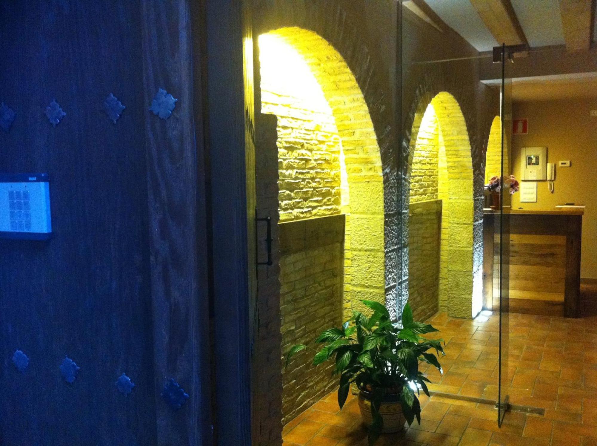 Hotel El Cerco Puente la Reina Exteriér fotografie